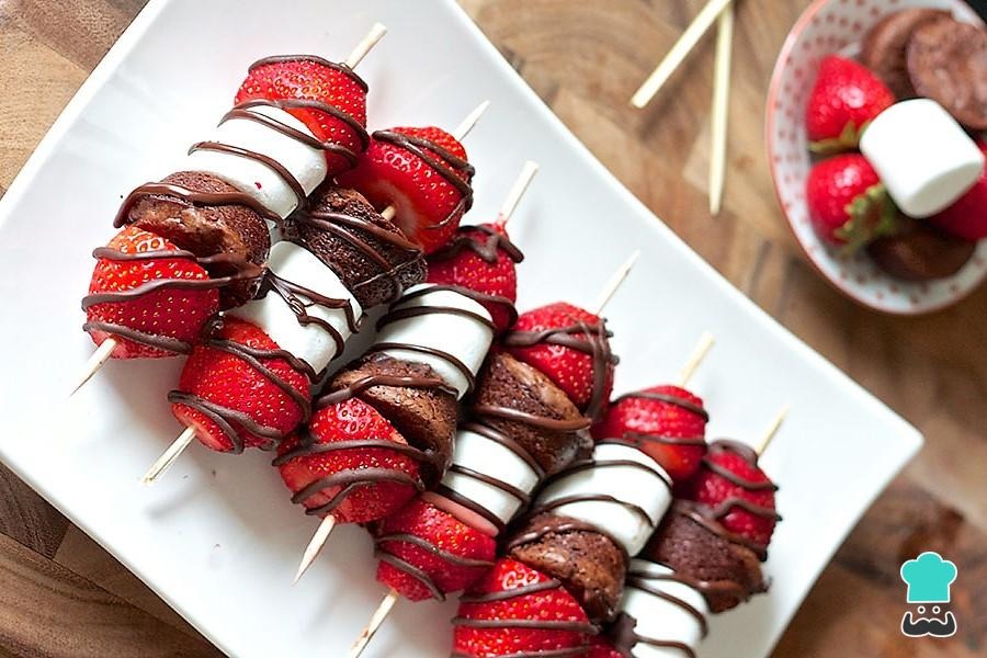 Frutillas brochetas